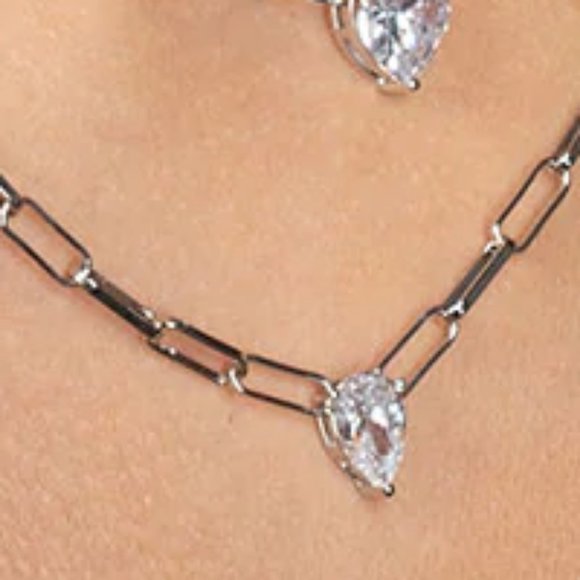 Cubic Zirconia Pear Cut Solitare Silver Necklace paper clip chain - Picture 3 of 8